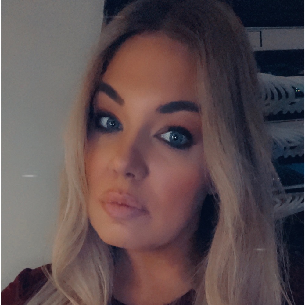 Meet your Posher, Beth
